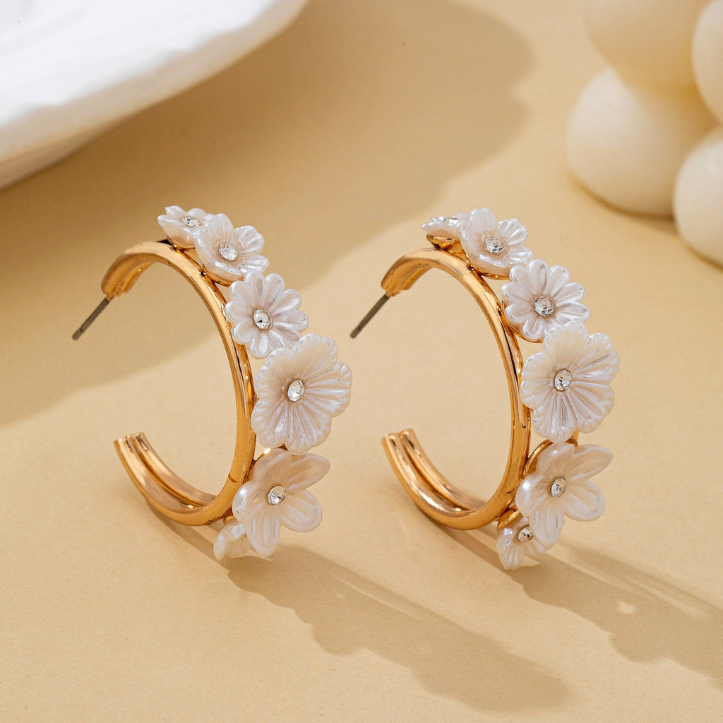 Mother of Pearl Floral Hoop Earrings | 80E62403