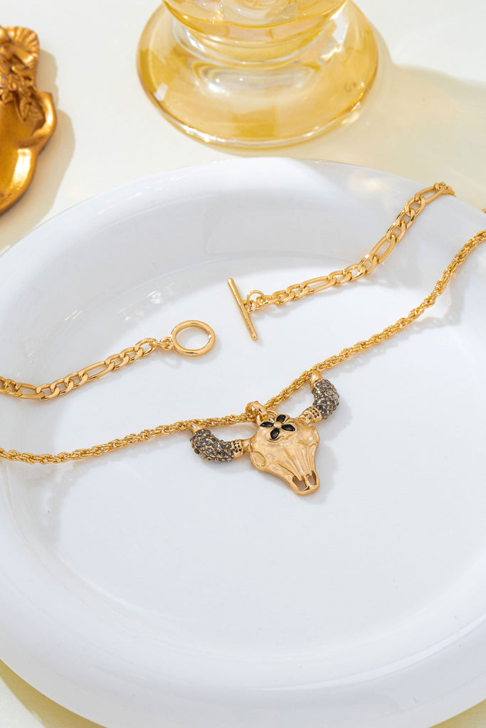 Western Glam Bull Skull Layered Necklace | 80N93320