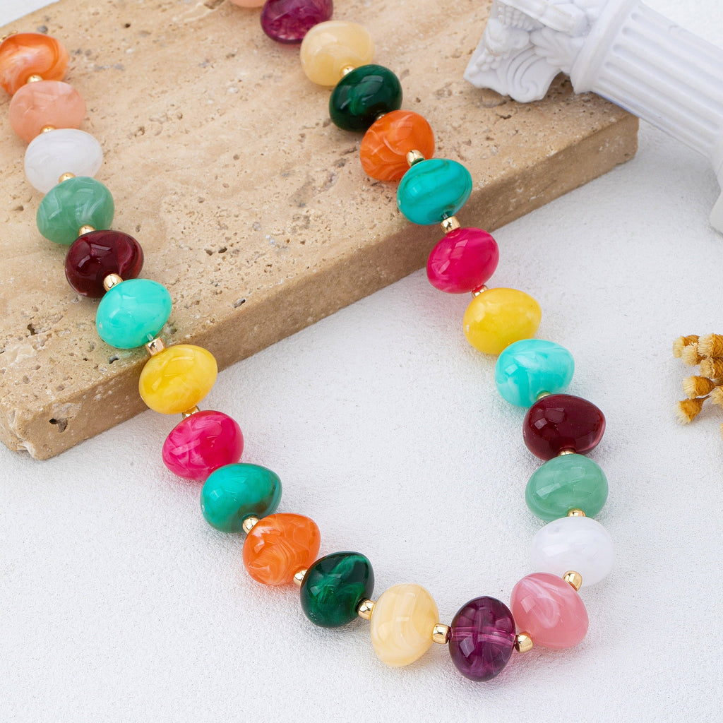 Multi Colored Resin Pebble Beaded Necklace | 80N93363