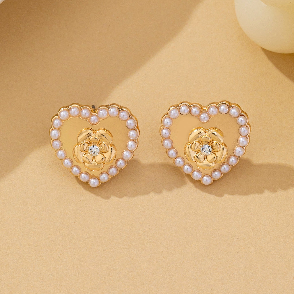 Vintage-Inspired Rose & Pearl Heart Earrings | 80E62528