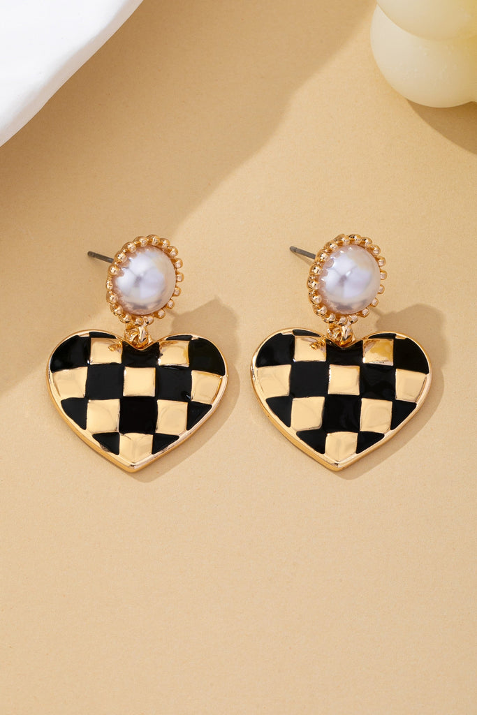 Vintage Style Checkerboard Heart Drop Earrings | 80E62593