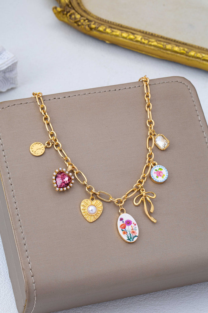 Vintage Bow Porcelain Multi-Charm Link Necklace | 80N93422