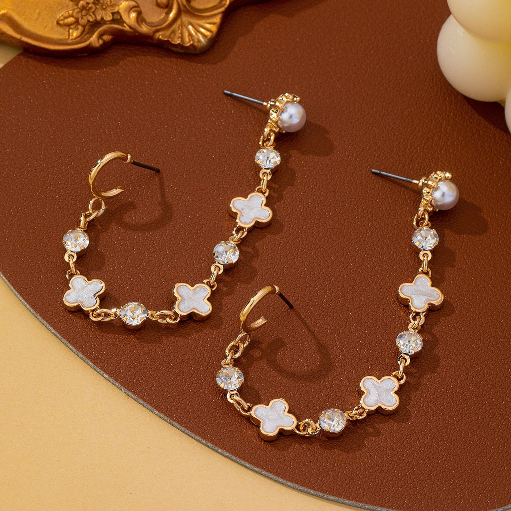 Mother of Pearl Clover Double Piercing Earrings | 80E63018