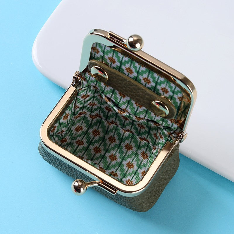 MINI POLKA DOT KISS LOCK TRAVEL JEWELRY BOX | 40P646