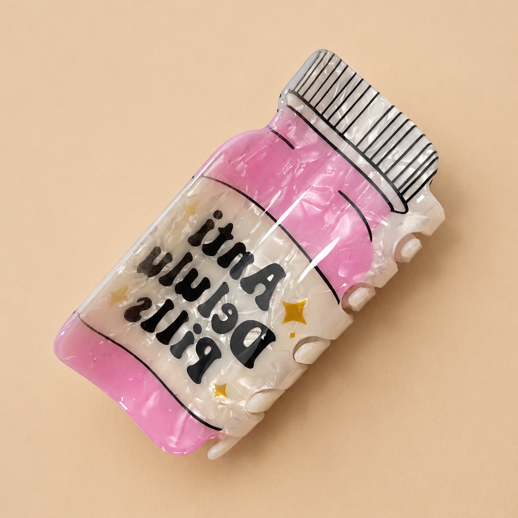 ANTI DELULU PILLS HAIR CLAW | 40H1152