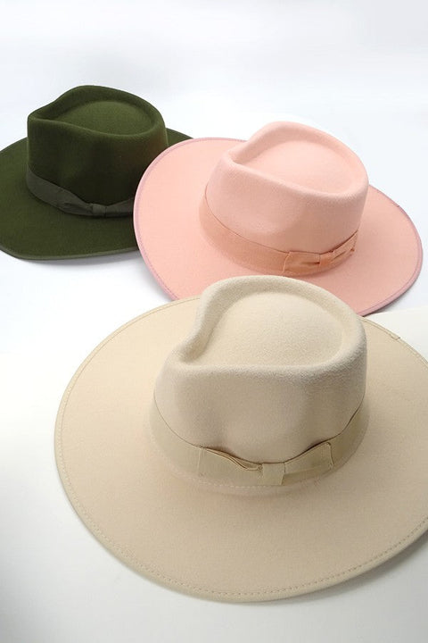 CLASSIC WIDE BRIM FEDORA HAT WITH RIBBON TRIM | 40HW305