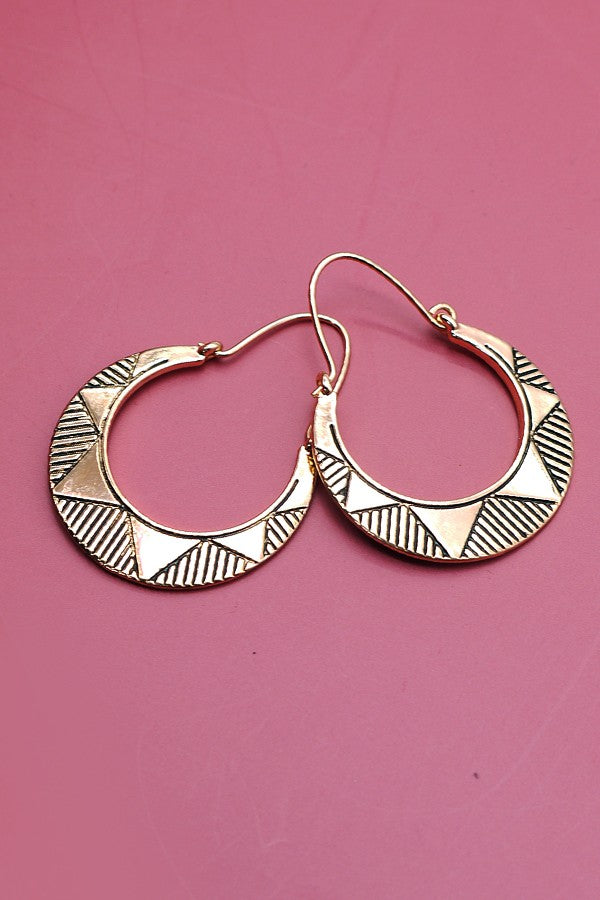 ETCHED AZTEC DROP EARRINGS | 31E21423