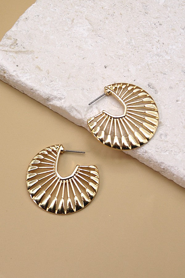 TRENDY FAN HOOP EARRINGS | 52E2090540