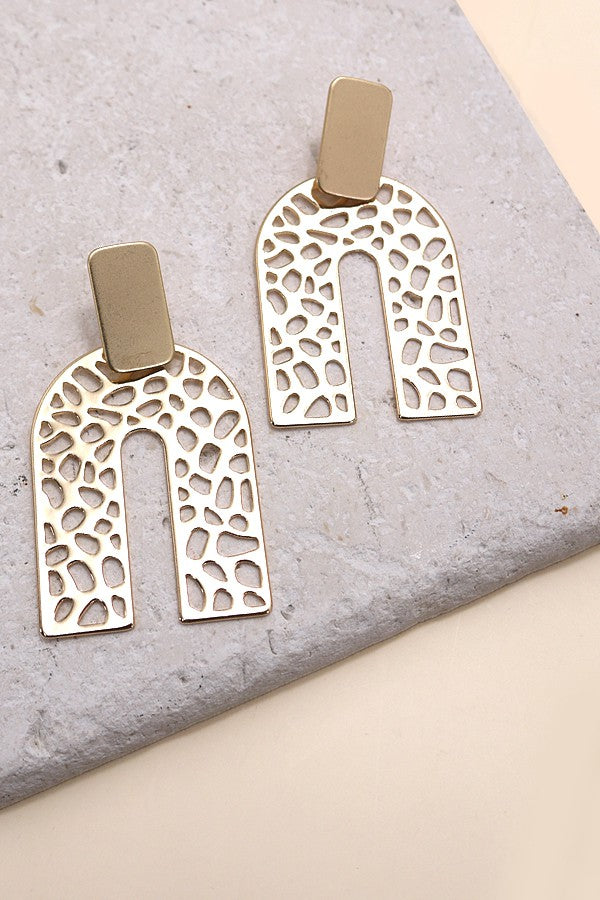 RECTANGLE POST U SHAPE FILIGREE DROP EARRINGS | 80E740