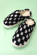 PLUSH CHECKER WARM COMFY COZY SLIPPERS | 40SP016