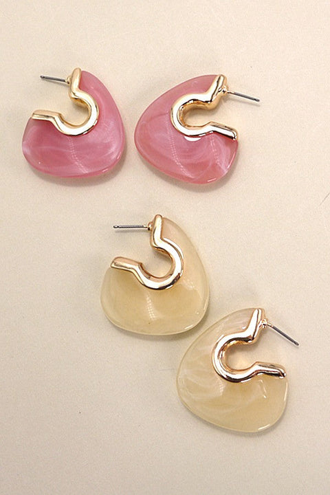 IRREGULAR MARBLEIZED ACRYLIC HOOP EARRINGS | 80E5010