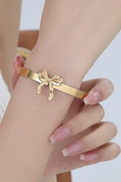 18K STAINLESS STEEL BOW CUFF BRACELET | 40B5123