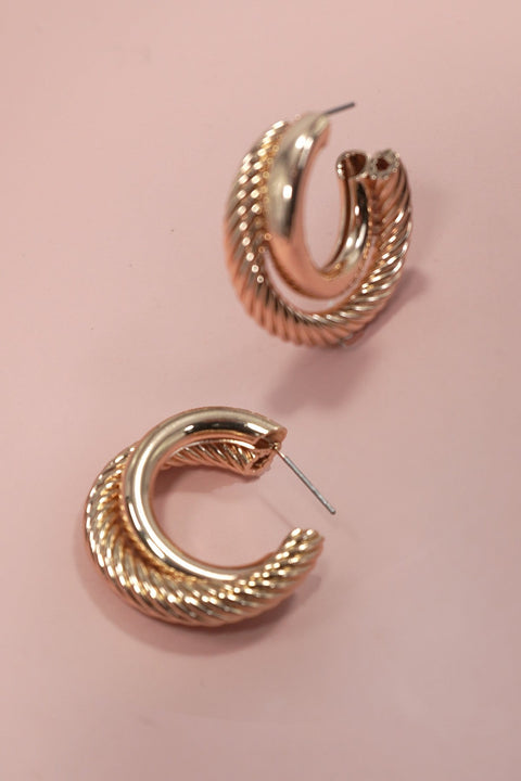 BOLD TWIST ROPE GOLD INTERWINED HOOP EARRINGS | 80E5890