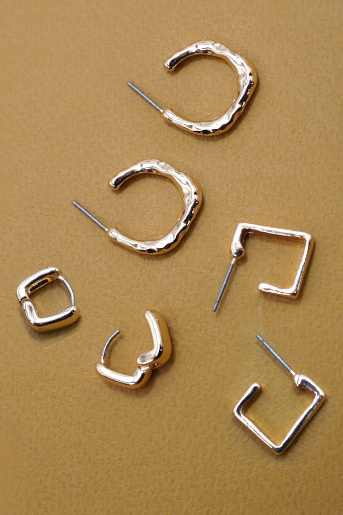 TRIO HAMMERED HUGGIE HOOP EARRINGS | 80E06285