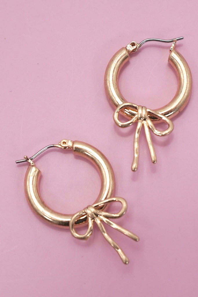 WORN GOLD BOW PUFFY HOOP EARRINGS | 80E06289