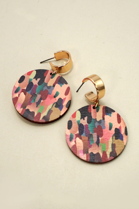 CAMO PRINT WOOD CIRCLE DROP HOOP EARRINGS | 31E50301