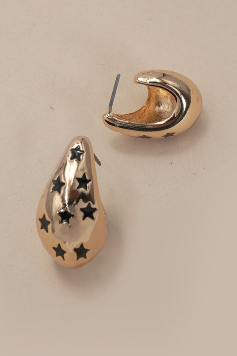 STAR STUDDED ON HUGGIE HOOP OVAL EARRINGS | 31E50385