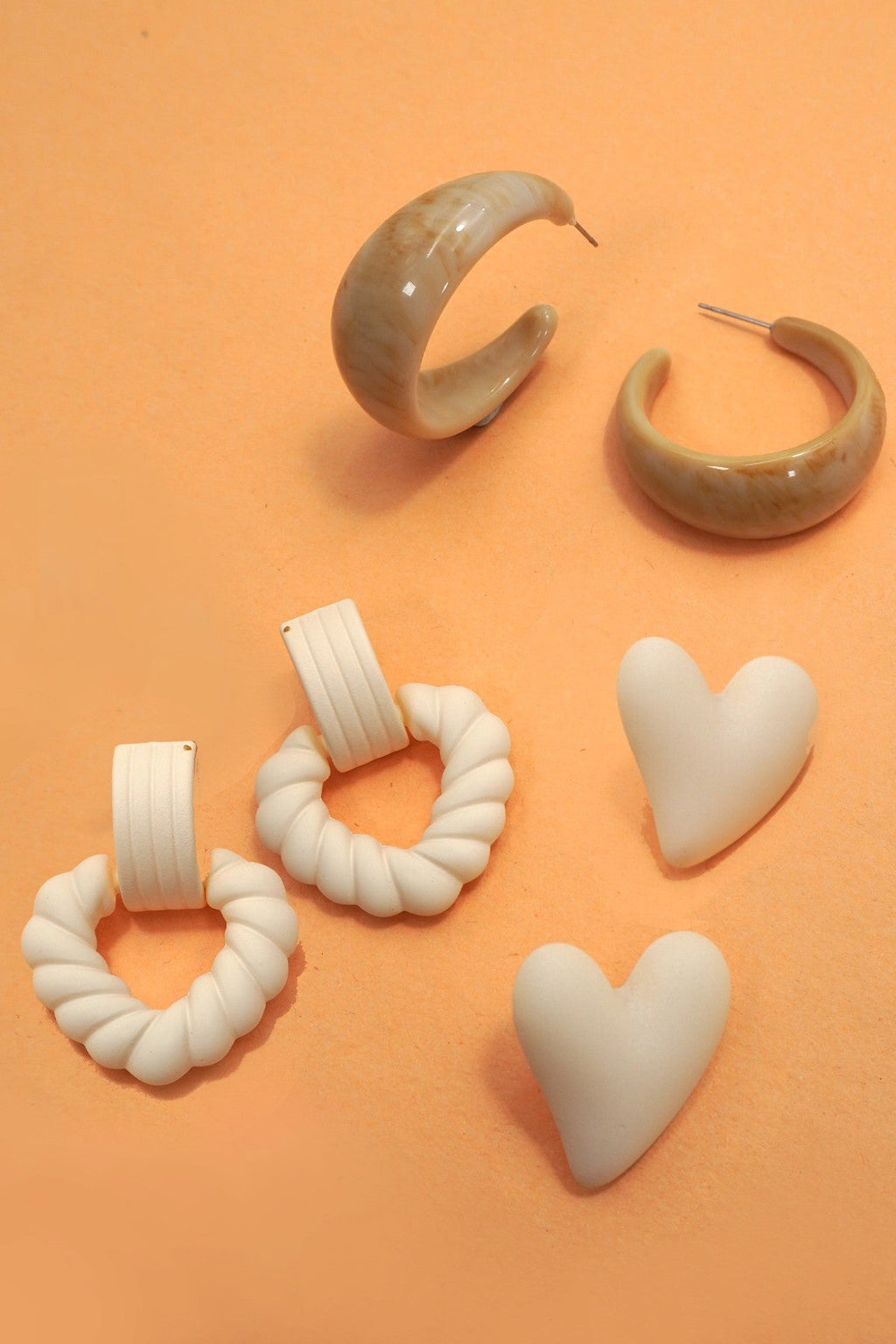 MULTI CLASSIC ACRYLIC TRIO HOOP STUD EARRINGS | 40E447