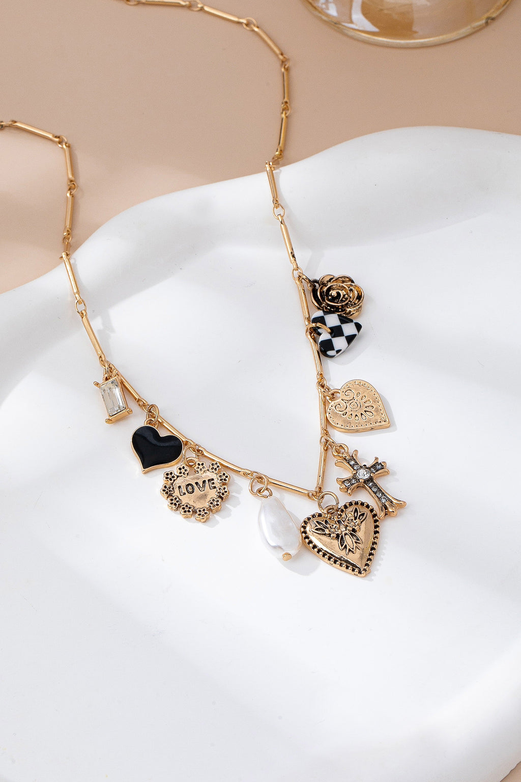 CHARM NECKLACE-HEART CHECKER CROSS CHARM | 80N92681