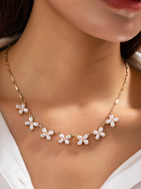 Charm Necklace-Delicate Pearl Flower | 80N92821