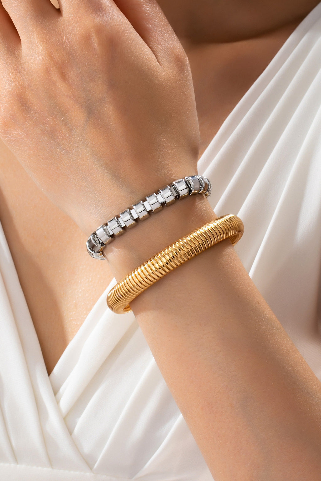 Two-Tone Mixed Chain Bangle Set | 80B1686