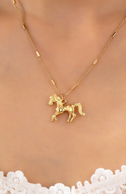 Gold-Tone Horse Pendant Necklace | 80N93007
