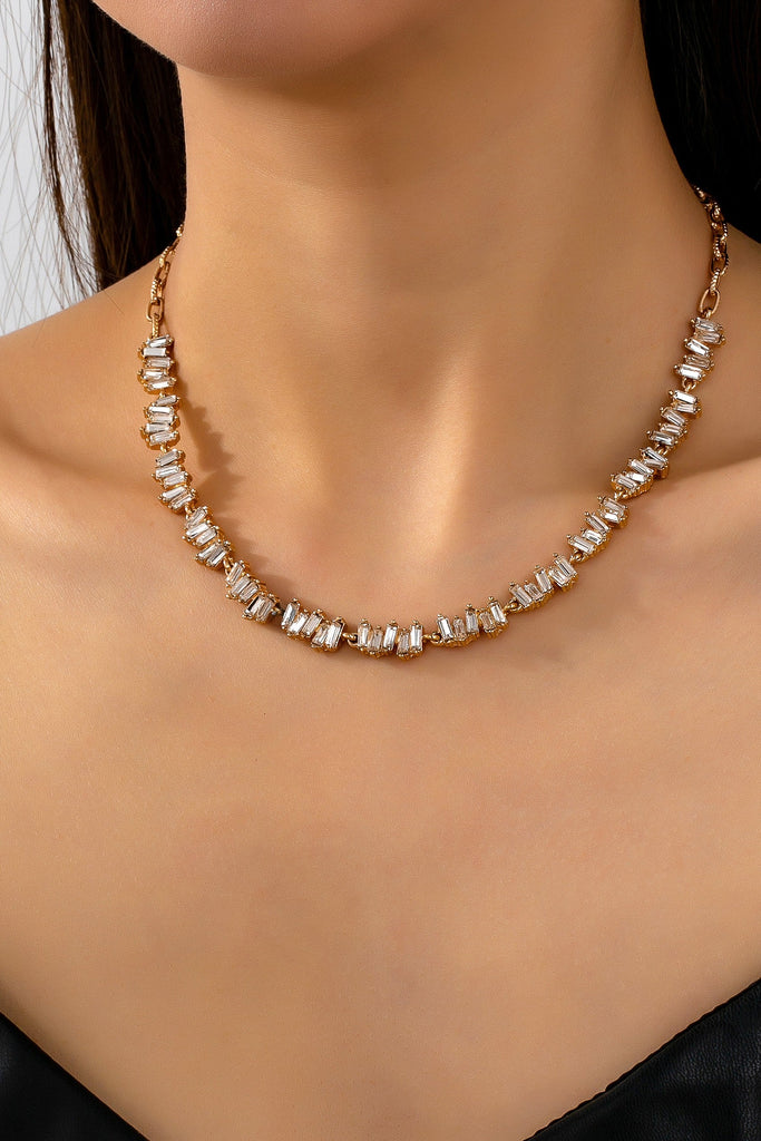 Jagged Pattern Baguette Crystal Necklace | 80N92964
