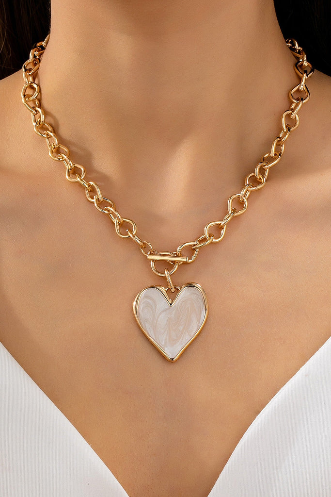 White Inlay Heart Toggle Necklace | 80N93050