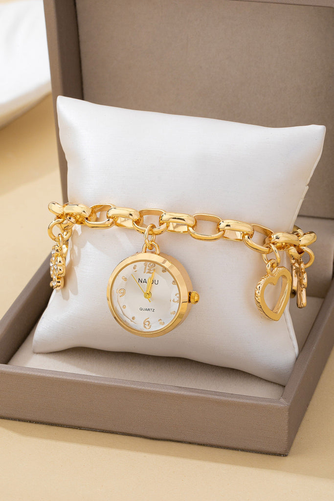 ROUND DIAL CHARM CLOVER HEART BRACELET WATCH | 80W016