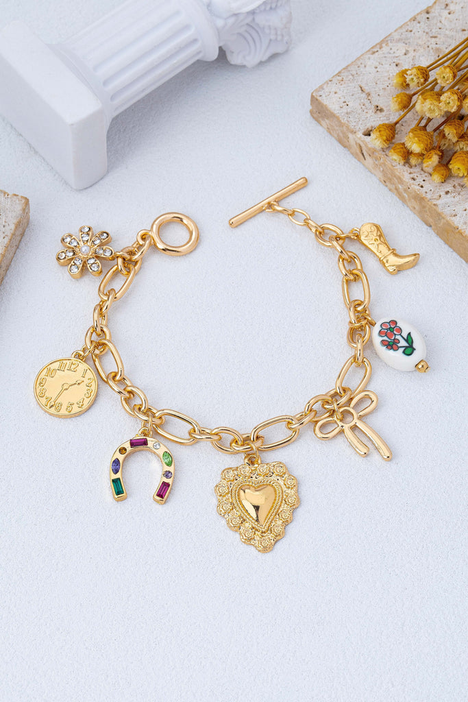Vintage Inspired Boot Heart Charm Link Bracelet | 80B1797