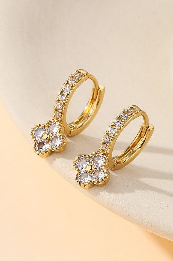 Dainty Clover Crystal Huggie Hoop Earrings | 40E514