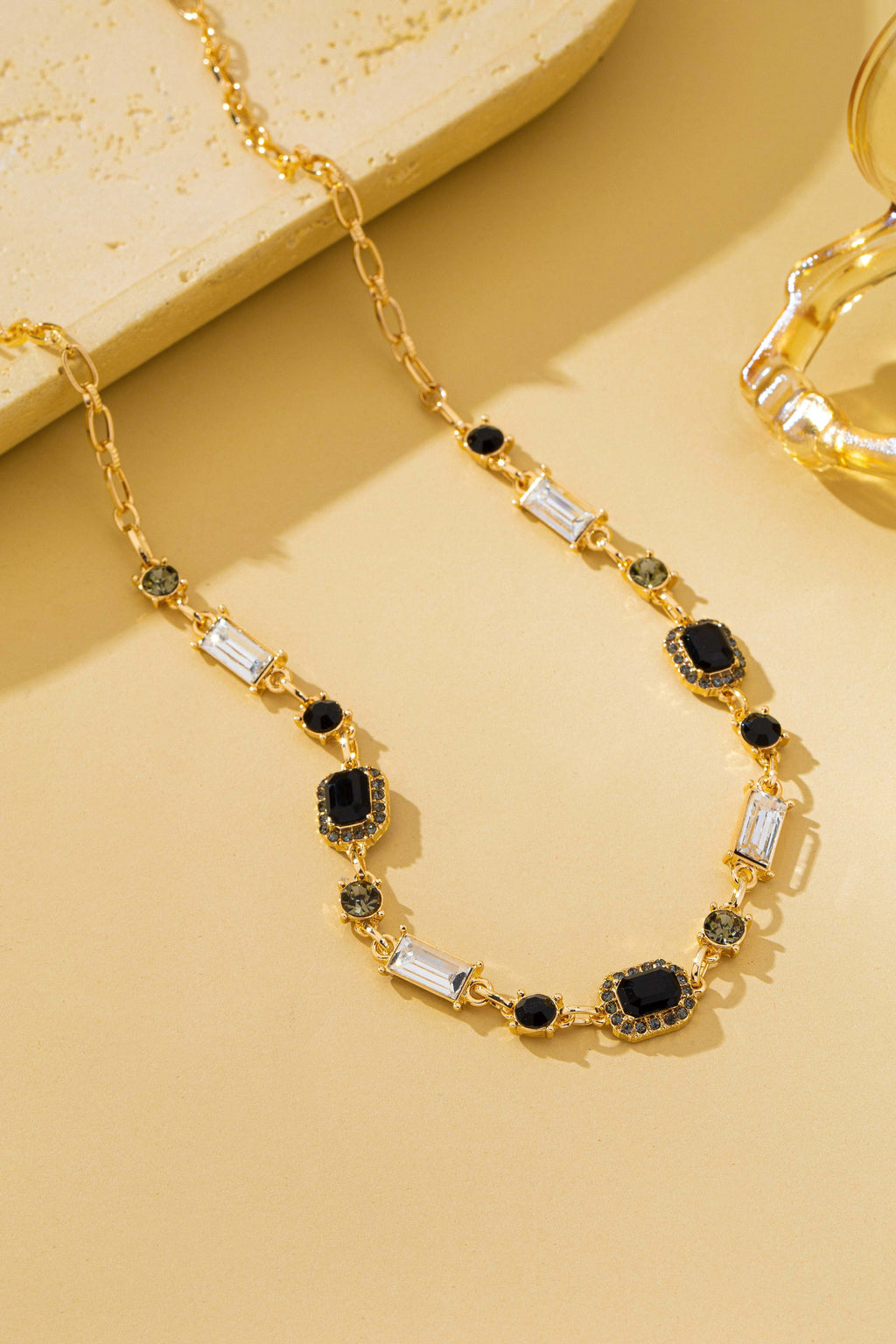 Geometric Black Crystal Baguette Necklace | 80N93313