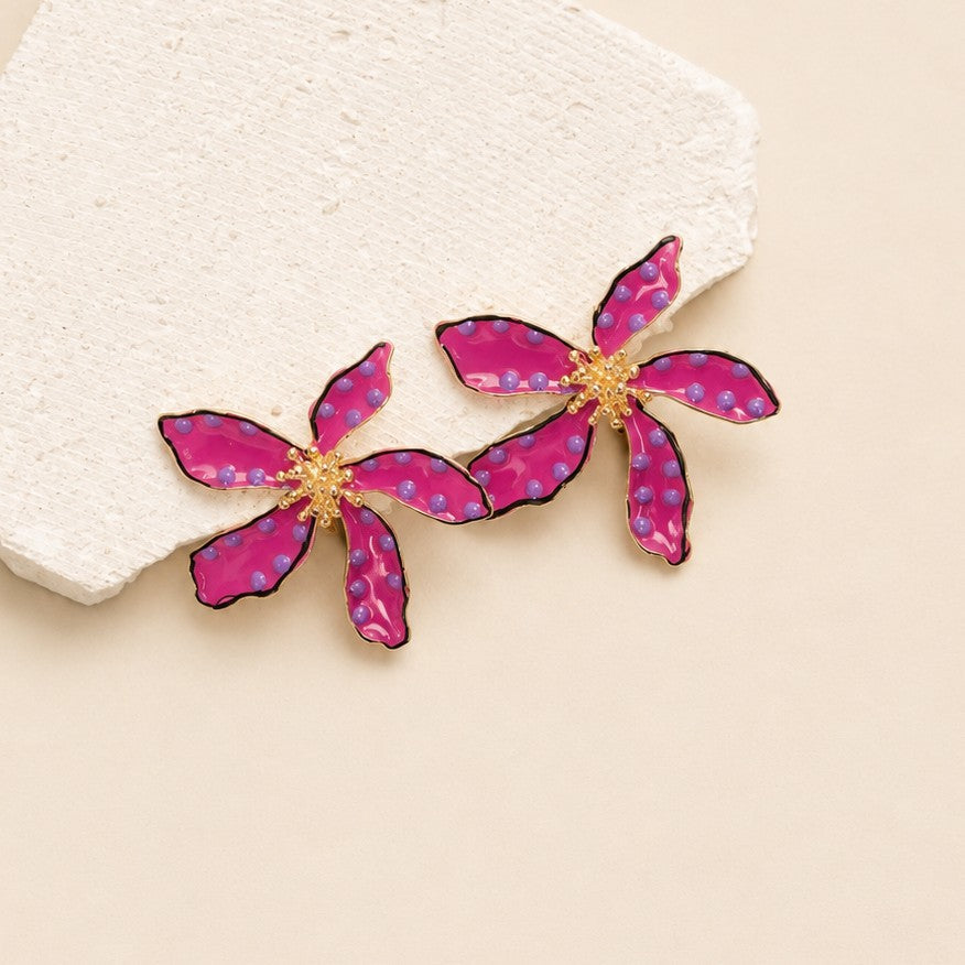 LARGE POLKA DOT FLOWER STUD EARRINGS | 40E523