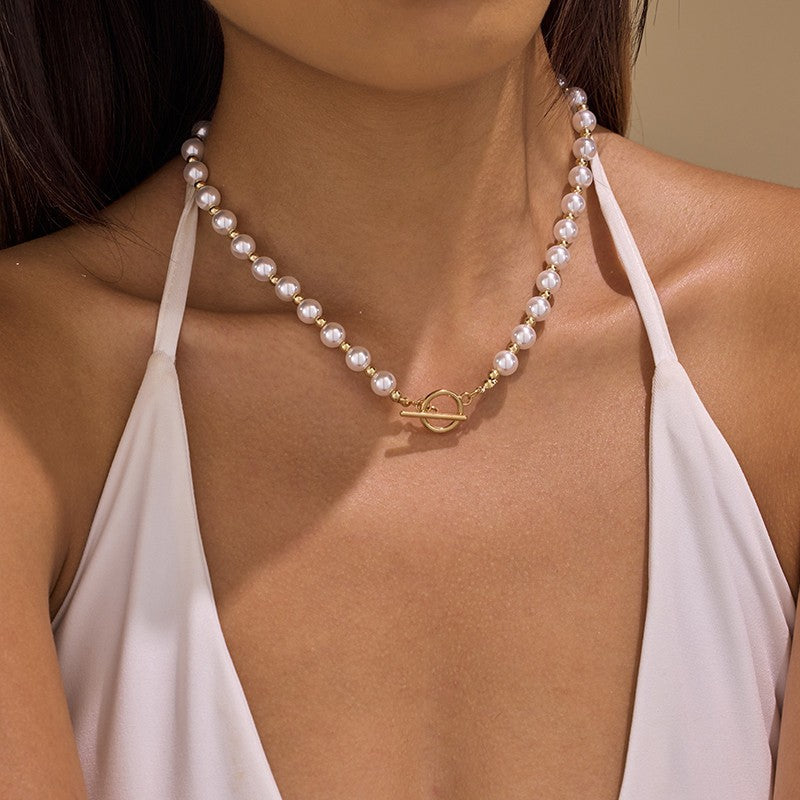 Classic Pearl Beaded Toggle Closure Necklace | 40NK9792