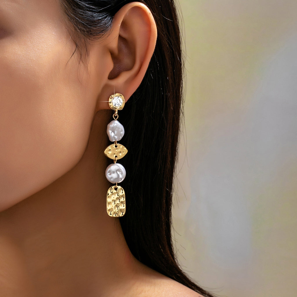 Crystal Pearl & Textured Gold Drop Earrings | 80E63155